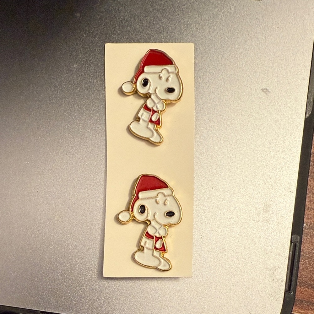 Vintage Snoopy Peanuts Buttons